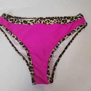 Brand New Hot Pink Leopard Bikini Bottoms Swim Wear size M Feminine medium